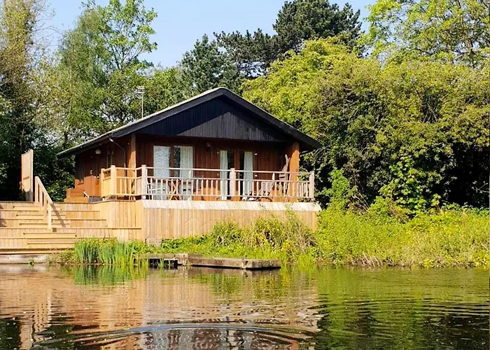 Holly 12 Hot Tub * York